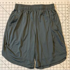 Under Armour Men’s Size Medium Grey/Black Loose Fit Athletic Shorts